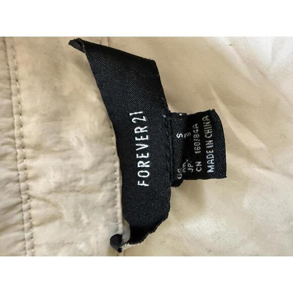 Forever 21 Cream Snap-Front Jacket – Size Small - Picture 3 of 7